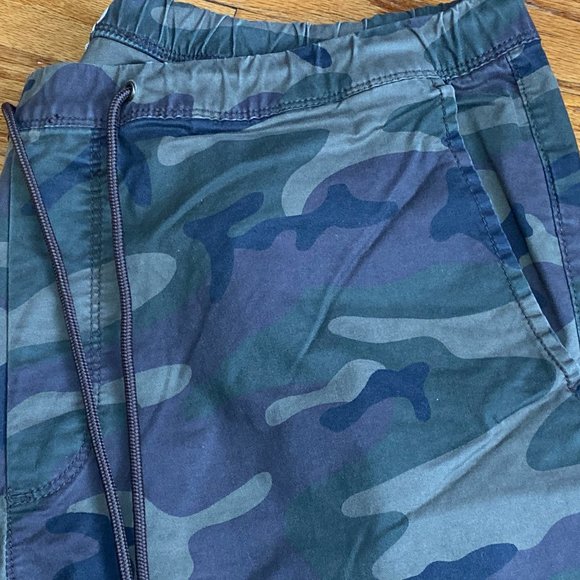 Gap Men's Green Straight Leg Camouflage Print Cargo Jogger One Size  (PRE-LOVED) - Picture 3 of 7